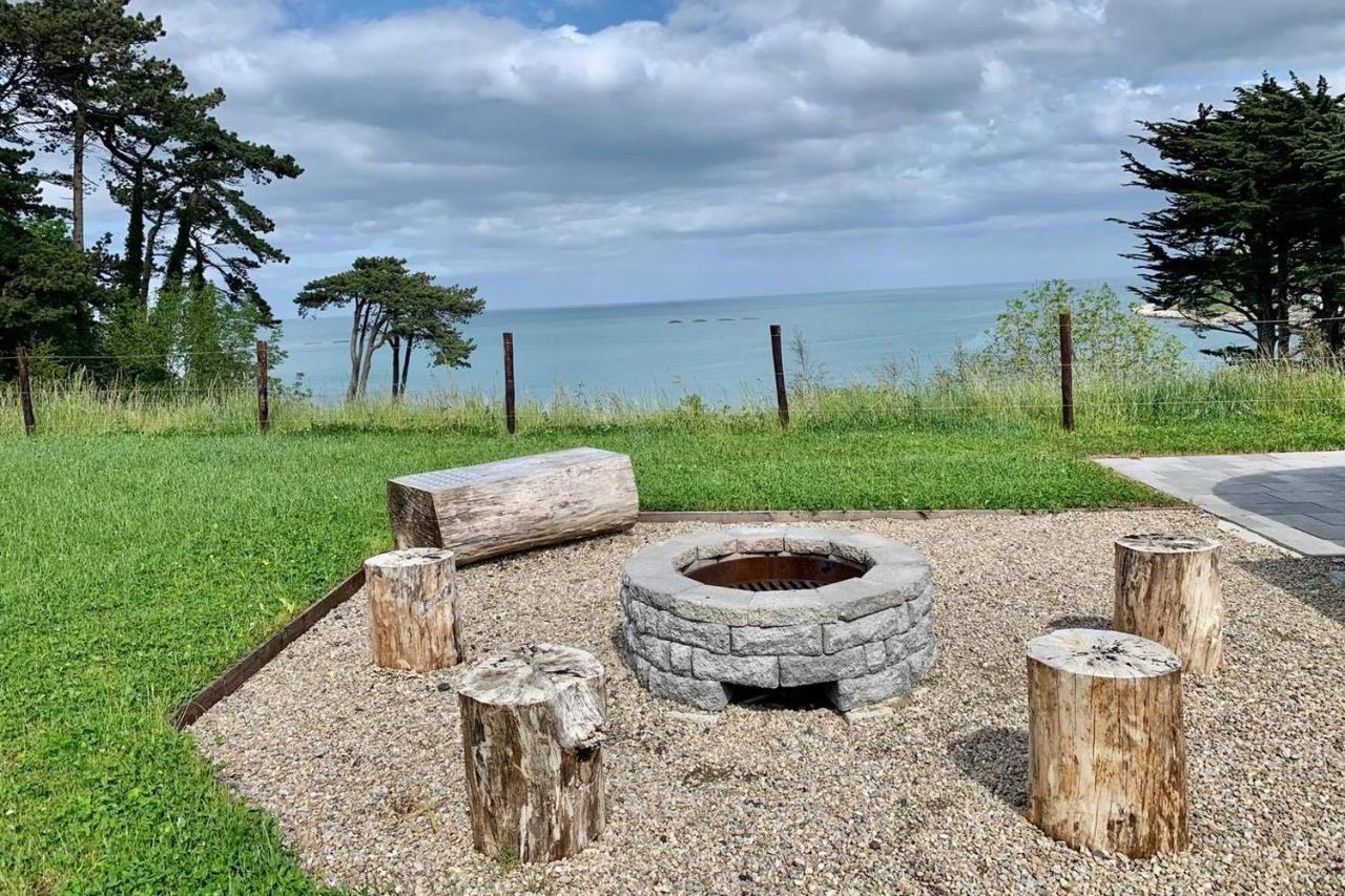 Glenarm Castle Ocean View Pods Hotel Bagian luar foto